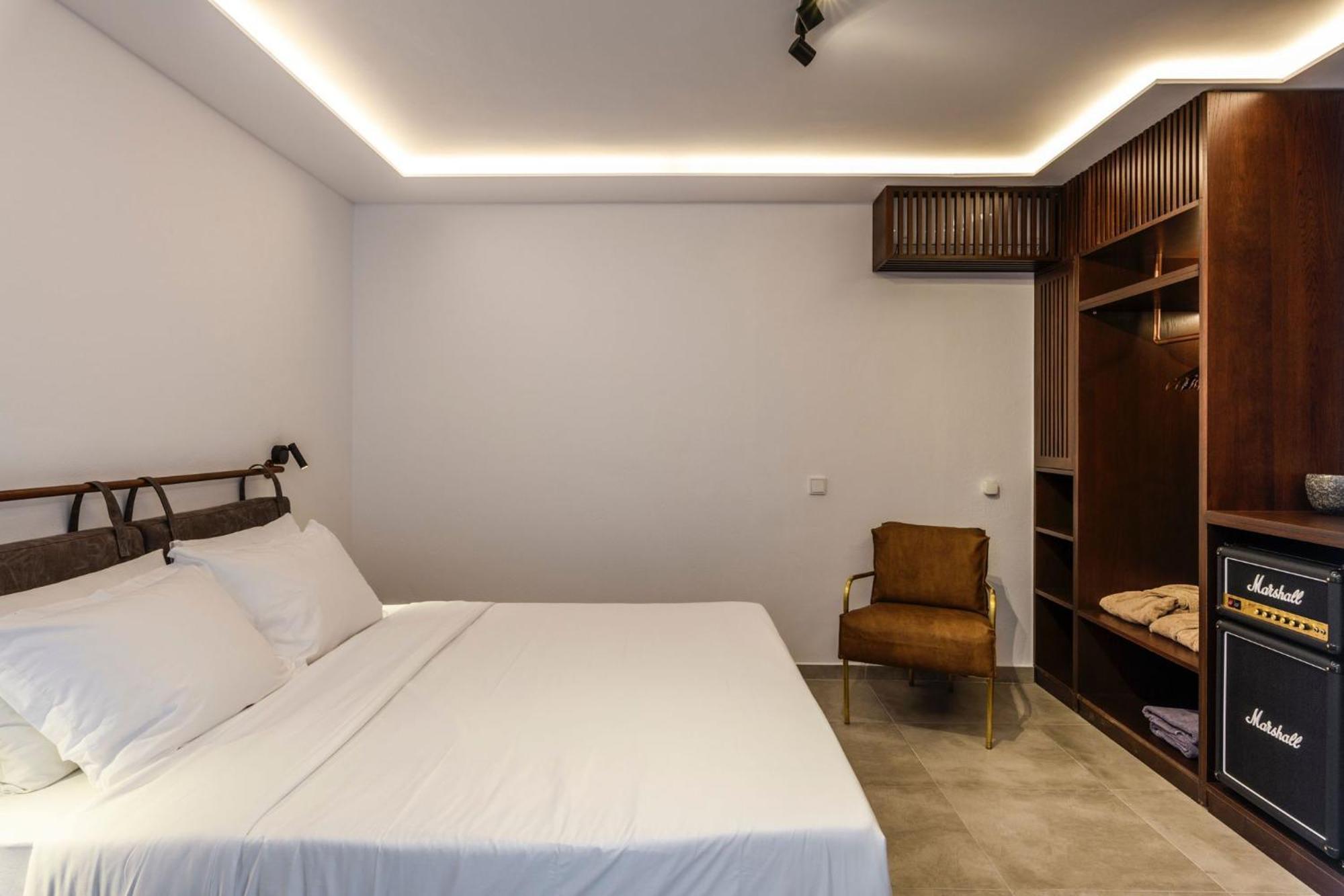 Charisma Hotel And Wellness Suites Plintri Buitenkant foto